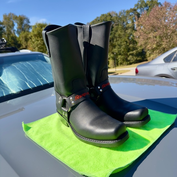 boots snap-on